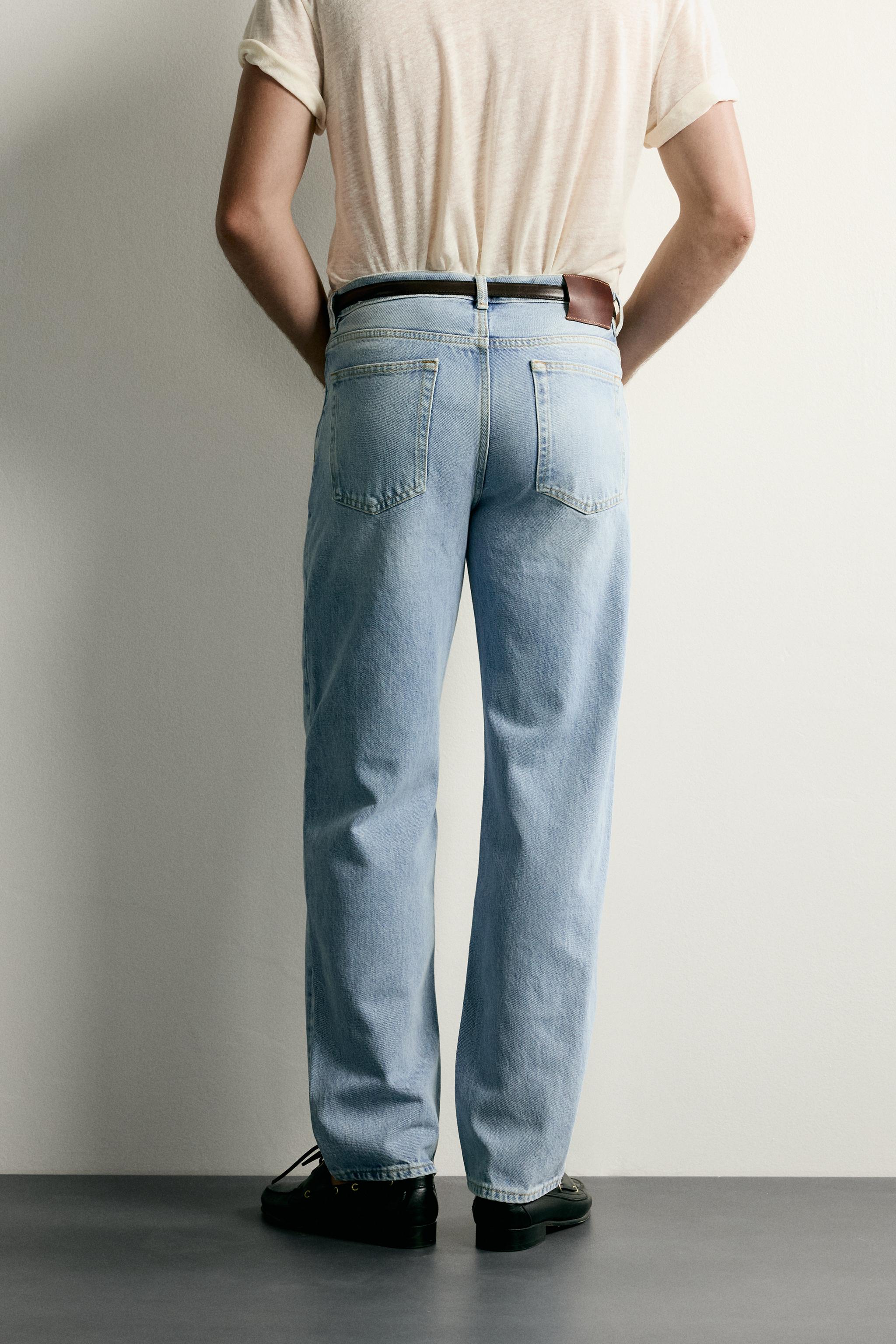 STRAIGHT FIT JEANS